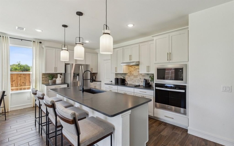 14429 Mietner Street, Pilot Point, TX 76258, 5 Bedrooms Bedrooms, ,5 BathroomsBathrooms,Residential,For Sale,14429 Mietner Street,0,21017644
