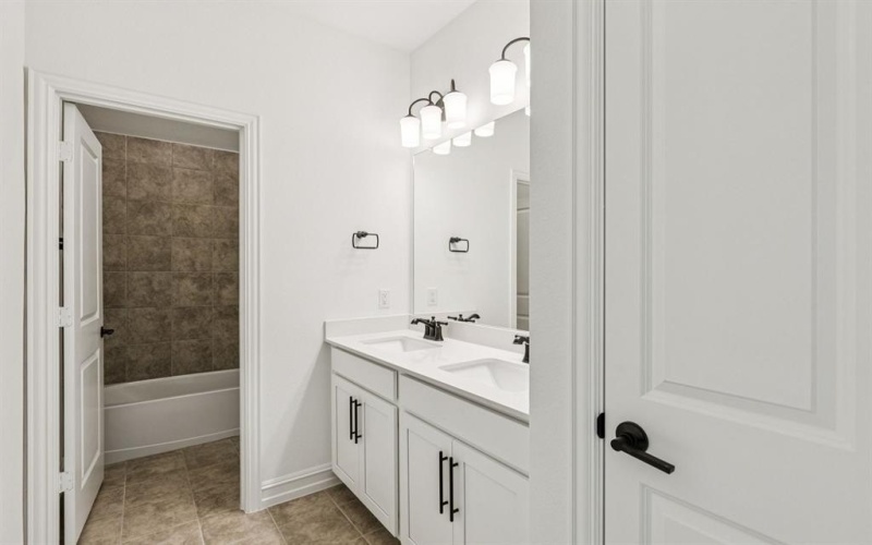 3900 Calderwood Drive, McKinney, TX 75071, 5 Bedrooms Bedrooms, ,5 BathroomsBathrooms,Residential,For Sale,3900 Calderwood Drive,0,21017670