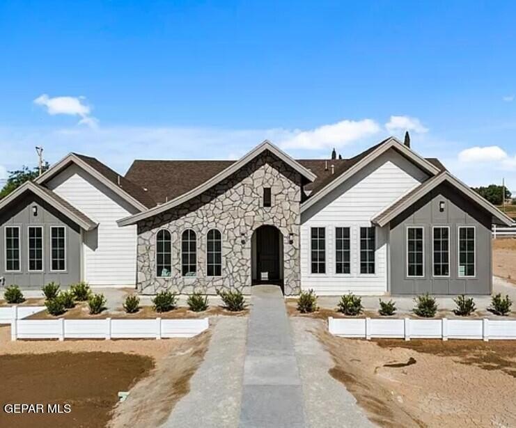 2313 Tierra Fabian Place, El Paso, TX 79938, 4 Bedrooms Bedrooms, ,3 BathroomsBathrooms,Residential,For Sale,2313 Tierra Fabian Place,910965