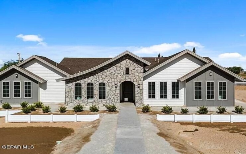 2313 Tierra Fabian Place, El Paso, TX 79938, 4 Bedrooms Bedrooms, ,3 BathroomsBathrooms,Residential,For Sale,2313 Tierra Fabian Place,910965