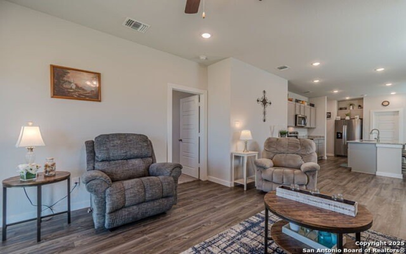 4242 Danforth, New Braunfels, TX 78130, 3 Bedrooms Bedrooms, ,2 BathroomsBathrooms,Residential,For Sale,4242 Danforth,0,1888481