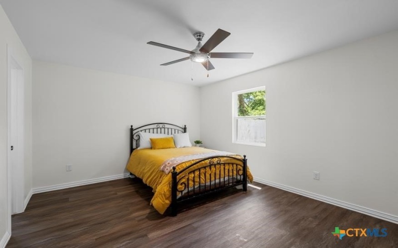924 E TITUS, Mexia, TX 76667, 3 Bedrooms Bedrooms, ,2 BathroomsBathrooms,Residential,For Sale,924 E TITUS,588160