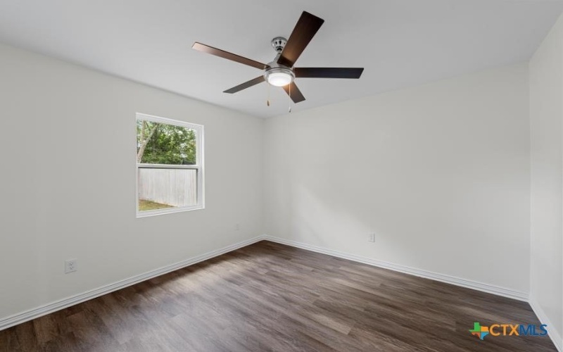 924 E TITUS, Mexia, TX 76667, 3 Bedrooms Bedrooms, ,2 BathroomsBathrooms,Residential,For Sale,924 E TITUS,588160