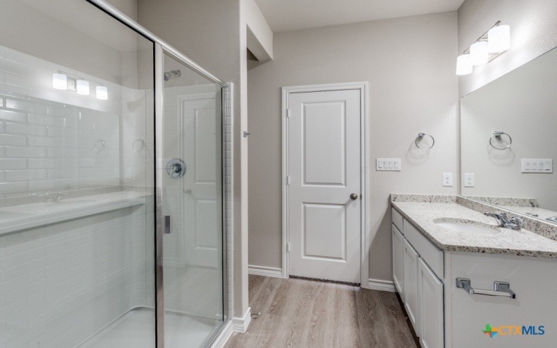 228 W Martindale, Seguin, TX 78155, 3 Bedrooms Bedrooms, ,2 BathroomsBathrooms,Residential,For Sale,228 W Martindale,588193