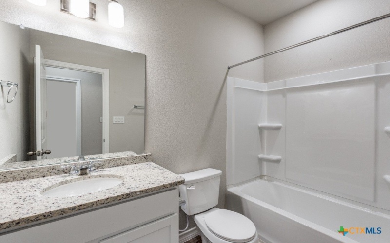 228 W Martindale, Seguin, TX 78155, 3 Bedrooms Bedrooms, ,2 BathroomsBathrooms,Residential,For Sale,228 W Martindale,588193
