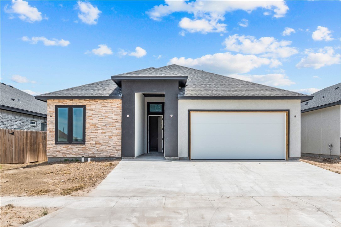 4014 Talbot Drive, Corpus Christi, TX 78414, 4 Bedrooms Bedrooms, ,3 BathroomsBathrooms,Residential,For Sale,4014 Talbot Drive,0,462703