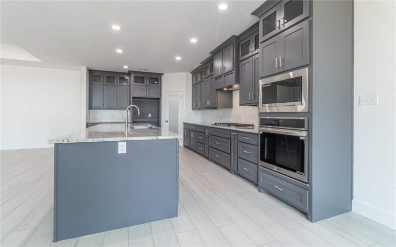 3837 Morteza Drive, Corpus Christi, TX 78414, 4 Bedrooms Bedrooms, ,3 BathroomsBathrooms,Residential,For Sale,3837 Morteza Drive,0,462765