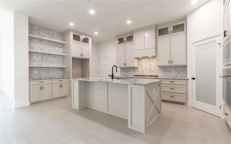 3901 Morteza Drive, Corpus Christi, TX 78414, 4 Bedrooms Bedrooms, ,3 BathroomsBathrooms,Residential,For Sale,3901 Morteza Drive,0,462768