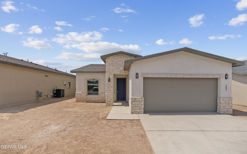 1120 Bronze Hill Avenue, Santa Teresa, NM 88008, 4 Habitaciones Habitaciones , ,3 BañosBaños,Residential,En Venta,1120 Bronze Hill Avenue,927432