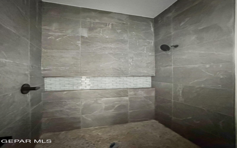 953 Aqueduct Avenue, El Paso, TX 79932, 3 Habitaciones Habitaciones , ,2 BañosBaños,Residential,En Venta,953 Aqueduct Avenue,0,927454