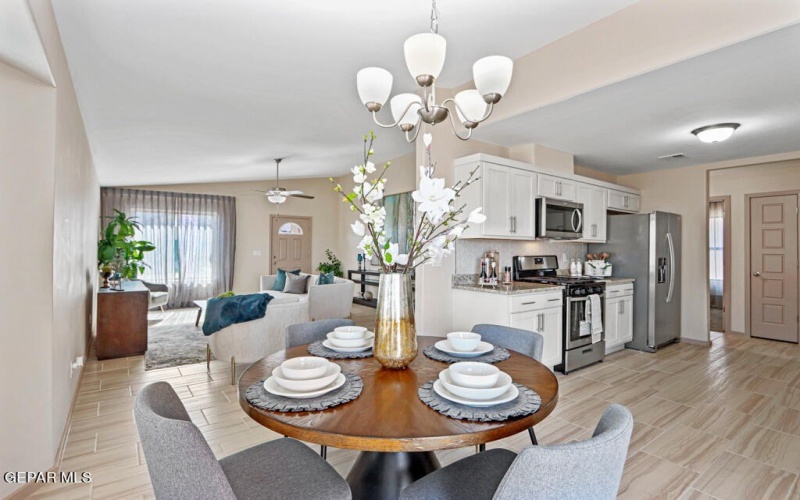 13901 Thunder Sky Avenue, Horizon City, TX 79928, 4 Habitaciones Habitaciones , ,2 BañosBaños,Residential,En Venta,13901 Thunder Sky Avenue,0,927458