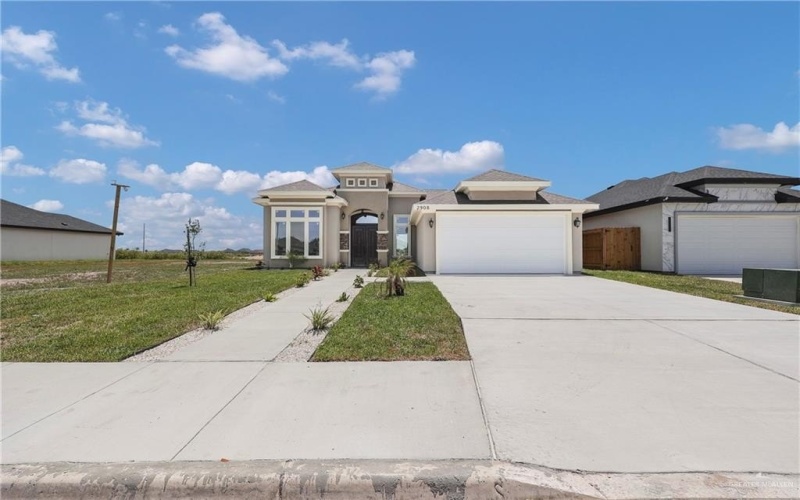 2908 E Uva Avenue, Hidalgo, TX 78557, 3 Bedrooms Bedrooms, ,2 BathroomsBathrooms,Residential,For Sale,2908 E Uva Avenue,477363