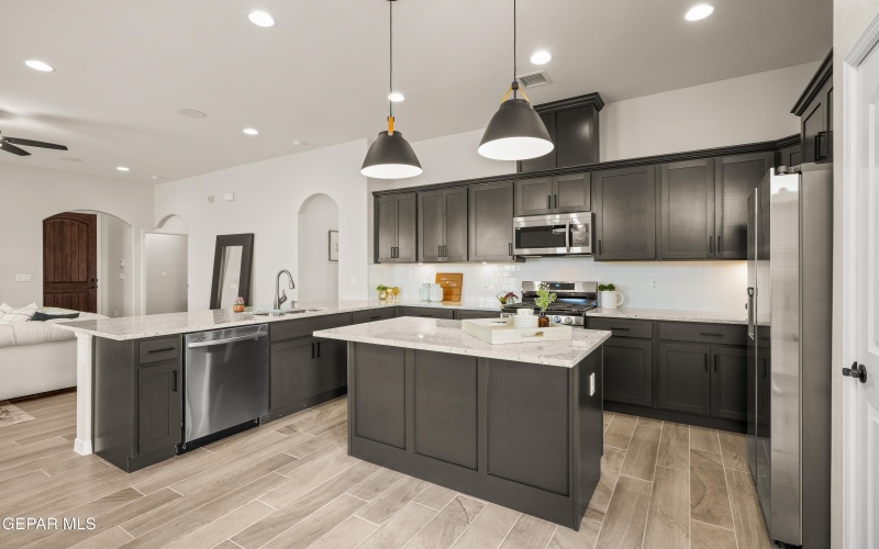 3701 Bob Snead Drive, El Paso, TX 79938, 3 Habitaciones Habitaciones , ,3 BañosBaños,Residential,En Venta,3701 Bob Snead Drive,914869