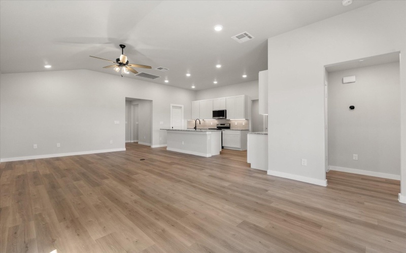 7203 8th Street, Lubbock, TX 79416, 4 Bedrooms Bedrooms, ,2 BathroomsBathrooms,Residential,For Sale,7203 8th Street,0,202558538