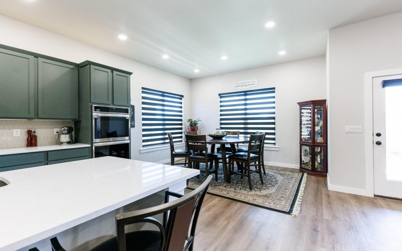10503 Beaufort Avenue, Lubbock, TX 79424, 4 Bedrooms Bedrooms, ,3 BathroomsBathrooms,Residential,For Sale,10503 Beaufort Avenue,202558540