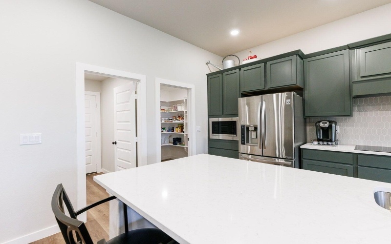10503 Beaufort Avenue, Lubbock, TX 79424, 4 Bedrooms Bedrooms, ,3 BathroomsBathrooms,Residential,For Sale,10503 Beaufort Avenue,202558540