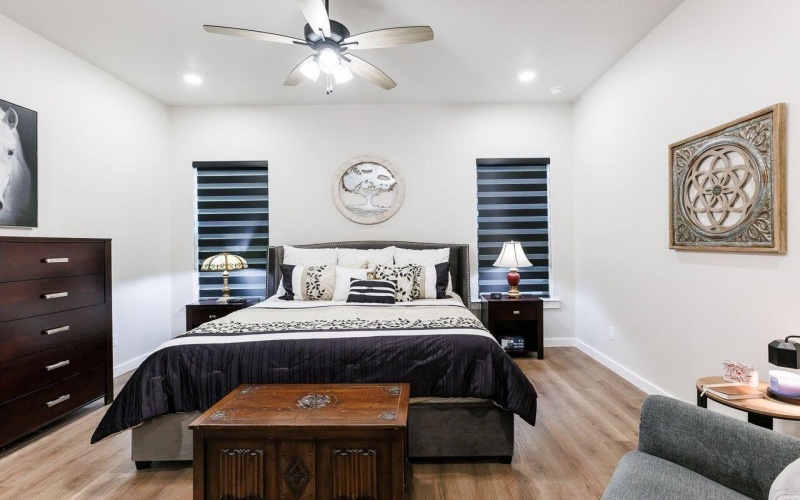 10503 Beaufort Avenue, Lubbock, TX 79424, 4 Bedrooms Bedrooms, ,3 BathroomsBathrooms,Residential,For Sale,10503 Beaufort Avenue,202558540