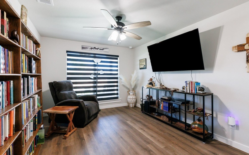 10503 Beaufort Avenue, Lubbock, TX 79424, 4 Bedrooms Bedrooms, ,3 BathroomsBathrooms,Residential,For Sale,10503 Beaufort Avenue,202558540