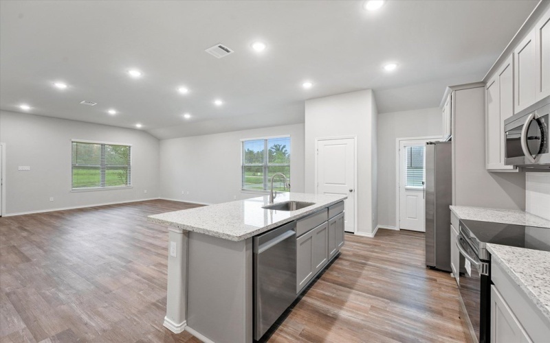 170 Byrd Drive, Lufkin, TX 75901, 3 Bedrooms Bedrooms, ,2 BathroomsBathrooms,Residential,For Sale,170 Byrd Drive,22501382