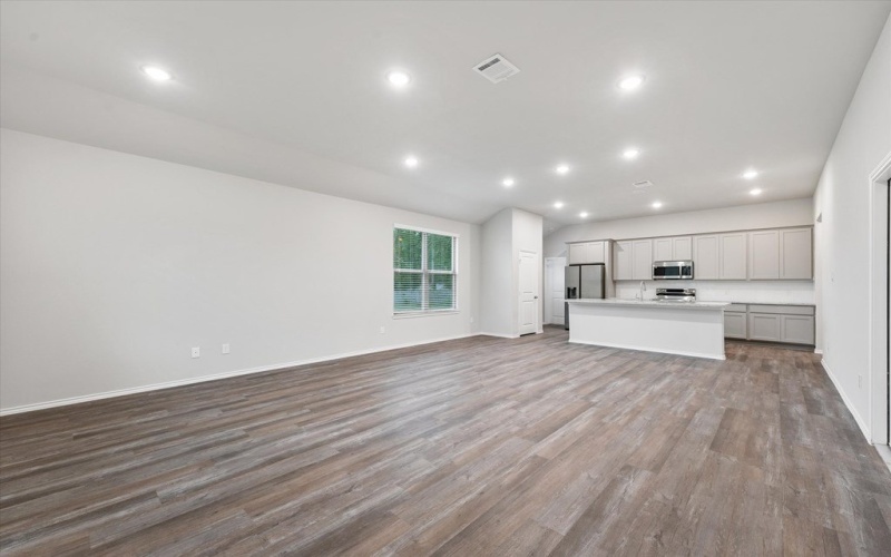 170 Byrd Drive, Lufkin, TX 75901, 3 Bedrooms Bedrooms, ,2 BathroomsBathrooms,Residential,For Sale,170 Byrd Drive,22501382