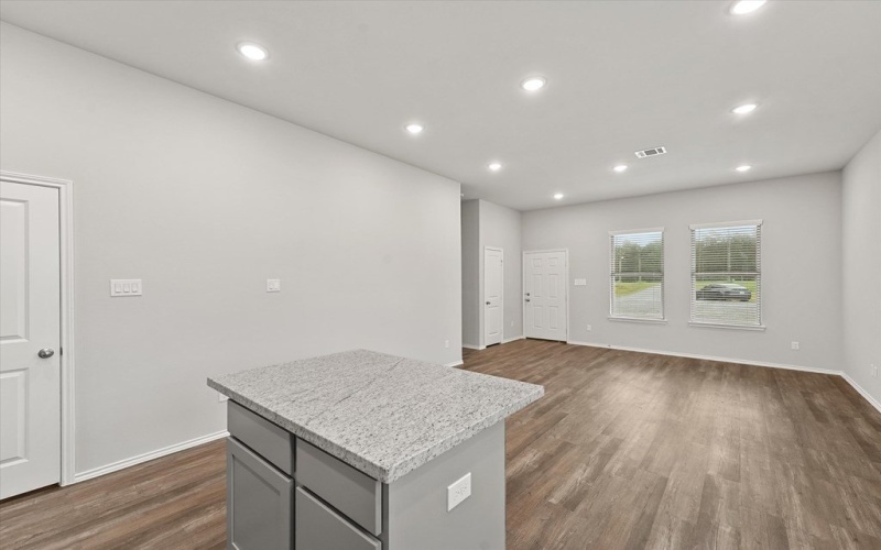 389 Byrd Drive, Lufkin, TX 75901, 3 Bedrooms Bedrooms, ,2 BathroomsBathrooms,Residential,For Sale,389 Byrd Drive,22501383