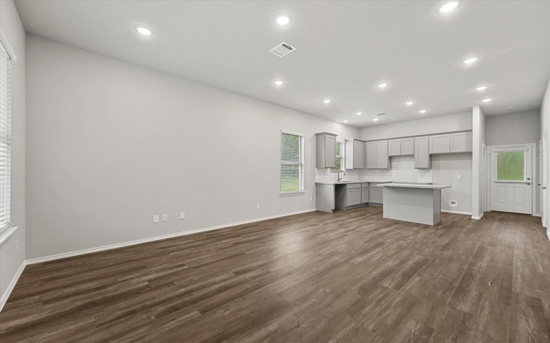 389 Byrd Drive, Lufkin, TX 75901, 3 Bedrooms Bedrooms, ,2 BathroomsBathrooms,Residential,For Sale,389 Byrd Drive,22501383