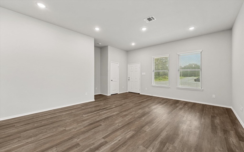 389 Byrd Drive, Lufkin, TX 75901, 3 Bedrooms Bedrooms, ,2 BathroomsBathrooms,Residential,For Sale,389 Byrd Drive,22501383