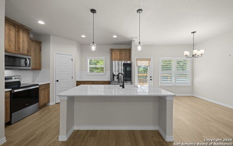 2331 Deer Run, Canyon Lake, TX 78133, 3 Bedrooms Bedrooms, ,2 BathroomsBathrooms,Residential,For Sale,2331 Deer Run,1888640