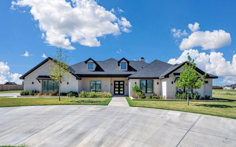 7107 E County Rd 113, Midland, TX 79706, 4 Bedrooms Bedrooms, ,5 BathroomsBathrooms,Residential,For Sale,7107 E County Rd 113,50084235