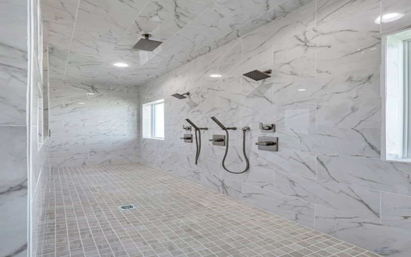 7107 E County Rd 113, Midland, TX 79706, 4 Bedrooms Bedrooms, ,5 BathroomsBathrooms,Residential,For Sale,7107 E County Rd 113,50084235