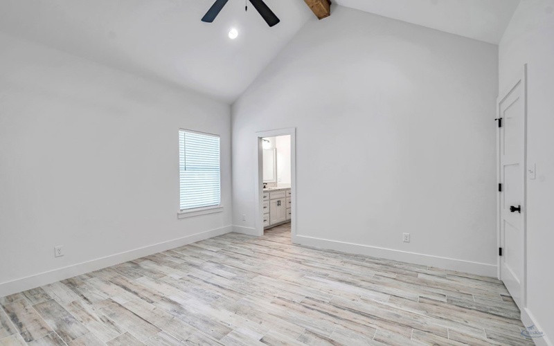 7107 E County Rd 113, Midland, TX 79706, 4 Bedrooms Bedrooms, ,5 BathroomsBathrooms,Residential,For Sale,7107 E County Rd 113,50084235
