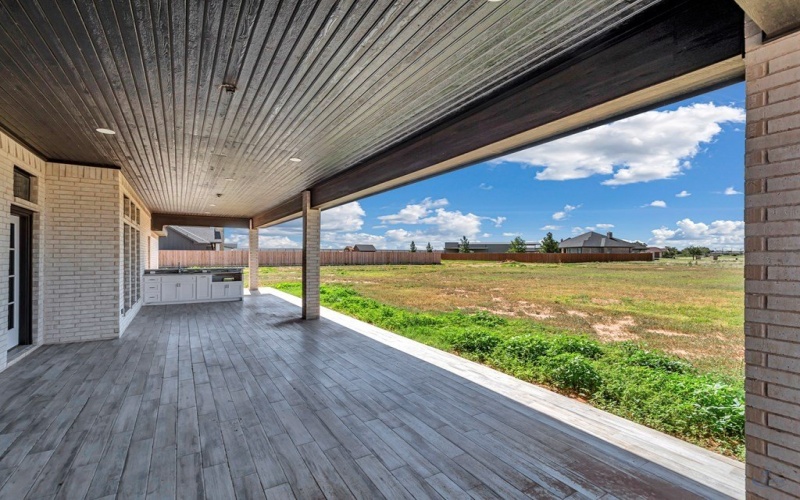 7107 E County Rd 113, Midland, TX 79706, 4 Bedrooms Bedrooms, ,5 BathroomsBathrooms,Residential,For Sale,7107 E County Rd 113,50084235