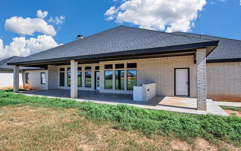 7107 E County Rd 113, Midland, TX 79706, 4 Bedrooms Bedrooms, ,5 BathroomsBathrooms,Residential,For Sale,7107 E County Rd 113,50084235
