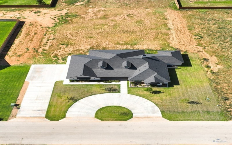 7107 E County Rd 113, Midland, TX 79706, 4 Bedrooms Bedrooms, ,5 BathroomsBathrooms,Residential,For Sale,7107 E County Rd 113,50084235