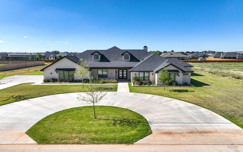 7107 E County Rd 113, Midland, TX 79706, 4 Bedrooms Bedrooms, ,5 BathroomsBathrooms,Residential,For Sale,7107 E County Rd 113,50084235