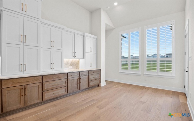 209 Jates Field Bend, Liberty Hill, TX 78642, 4 Bedrooms Bedrooms, ,5 BathroomsBathrooms,Residential,For Sale,209 Jates Field Bend,0,573368