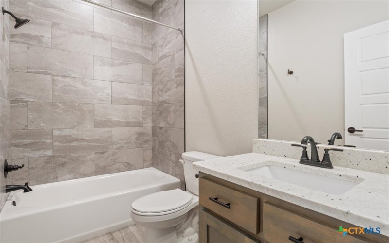 2533 Tin Barn Bluff, Belton, TX 76513, 4 Habitaciones Habitaciones , ,2 BañosBaños,Residential,En Venta,2533 Tin Barn Bluff,0,587996