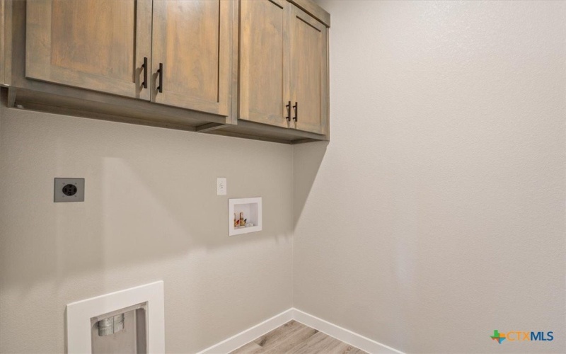 2533 Tin Barn Bluff, Belton, TX 76513, 4 Habitaciones Habitaciones , ,2 BañosBaños,Residential,En Venta,2533 Tin Barn Bluff,0,587996