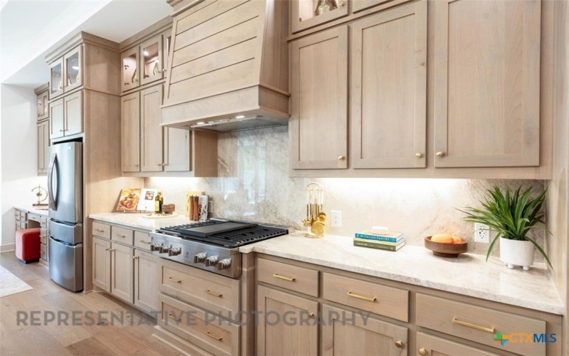 253 Jates Field Bend, Liberty Hill, TX 78642, 4 Bedrooms Bedrooms, ,5 BathroomsBathrooms,Residential,For Sale,253 Jates Field Bend,588385