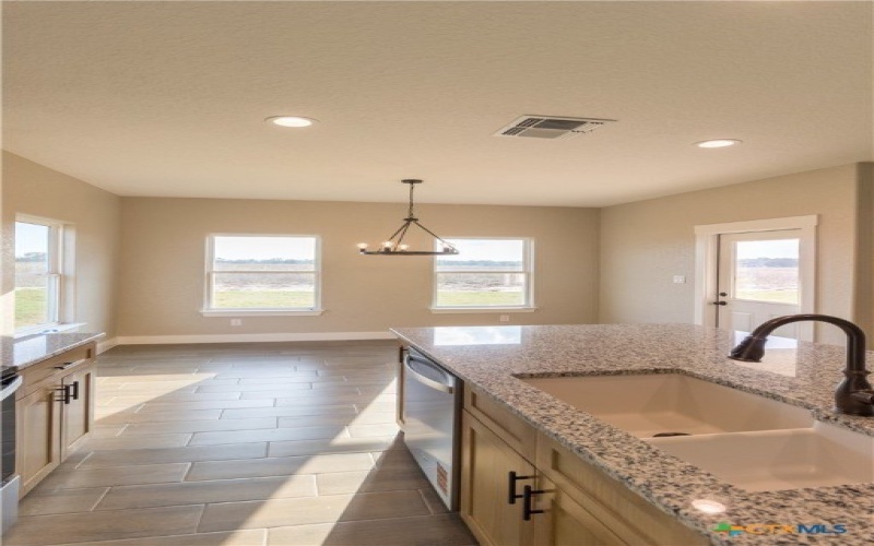 221 Colonial Lane, La Vernia, TX 78121, 4 Bedrooms Bedrooms, ,2 BathroomsBathrooms,Residential,For Sale,221 Colonial Lane,0,588396