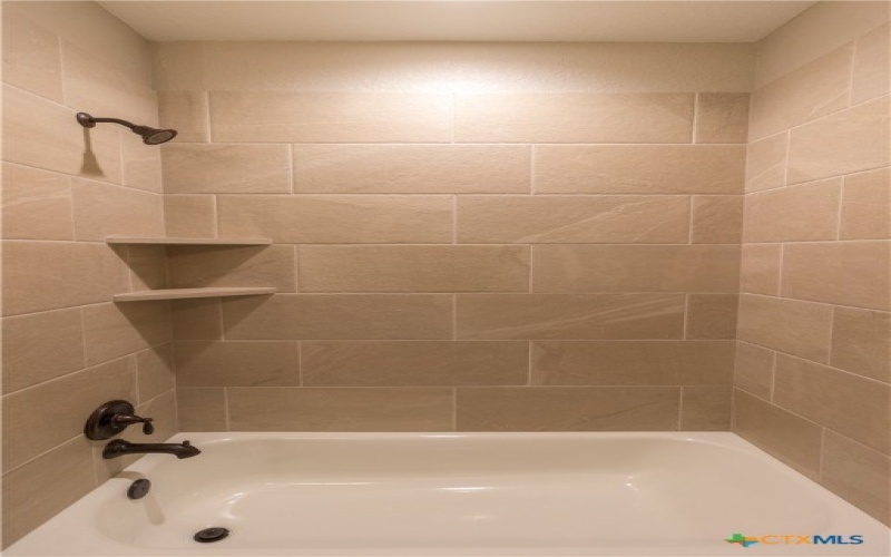 221 Colonial Lane, La Vernia, TX 78121, 4 Bedrooms Bedrooms, ,2 BathroomsBathrooms,Residential,For Sale,221 Colonial Lane,0,588396