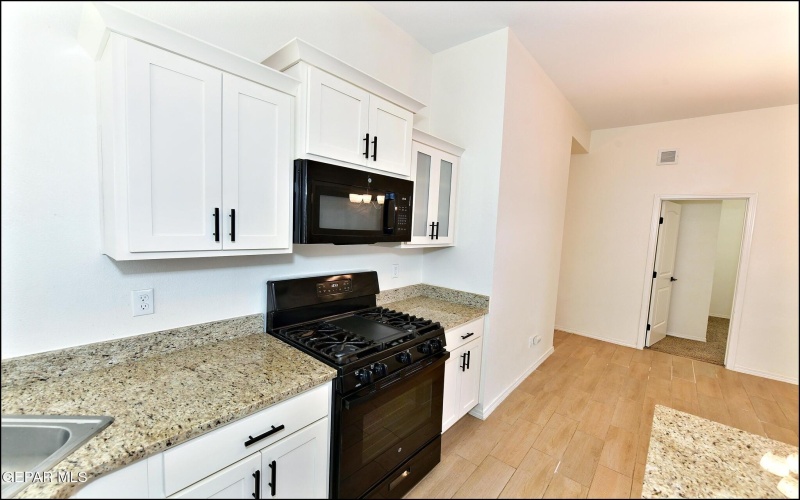 5128 Joe Castillo Street, El Paso, TX 79938, 4 Habitaciones Habitaciones , ,2 BañosBaños,Residential,En Venta,5128 Joe Castillo Street,927480