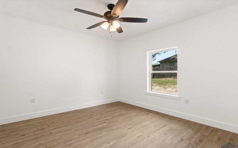 101 Jamaica, White Oak, TX 75693, 4 Habitaciones Habitaciones , ,3 BañosBaños,Residential,En Venta,101 Jamaica,20255309
