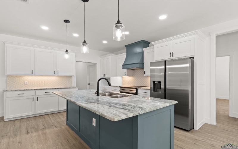 101 Jamaica, White Oak, TX 75693, 4 Habitaciones Habitaciones , ,3 BañosBaños,Residential,En Venta,101 Jamaica,20255309