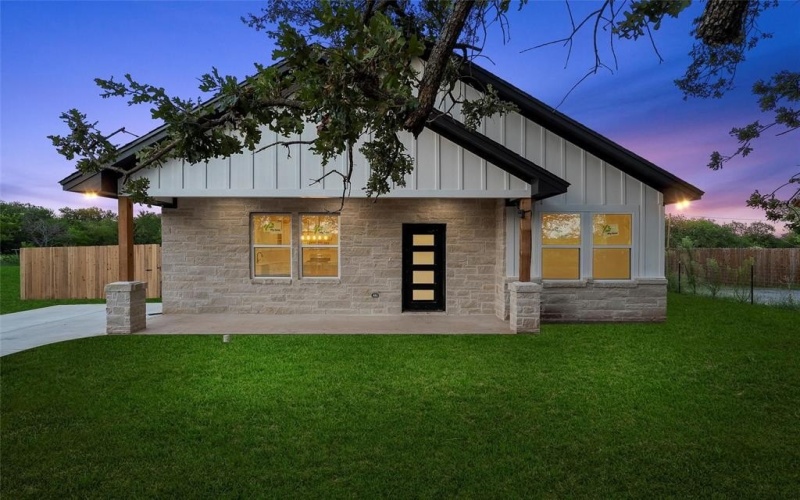 1413 Cloverleaf, Waco, TX 76705, 3 Bedrooms Bedrooms, ,2 BathroomsBathrooms,Residential,For Sale,1413 Cloverleaf,21010119