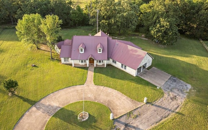 2290 County Road 27300, Honey Grove, TX 75446, 4 Habitaciones Habitaciones , ,3 BañosBaños,Residential,En Venta,2290 County Road 27300,21016249