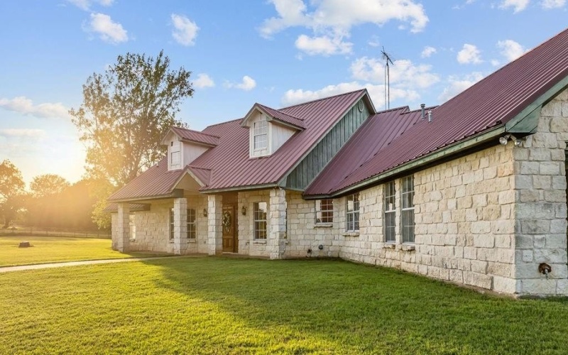 2290 County Road 27300, Honey Grove, TX 75446, 4 Habitaciones Habitaciones , ,3 BañosBaños,Residential,En Venta,2290 County Road 27300,21016249