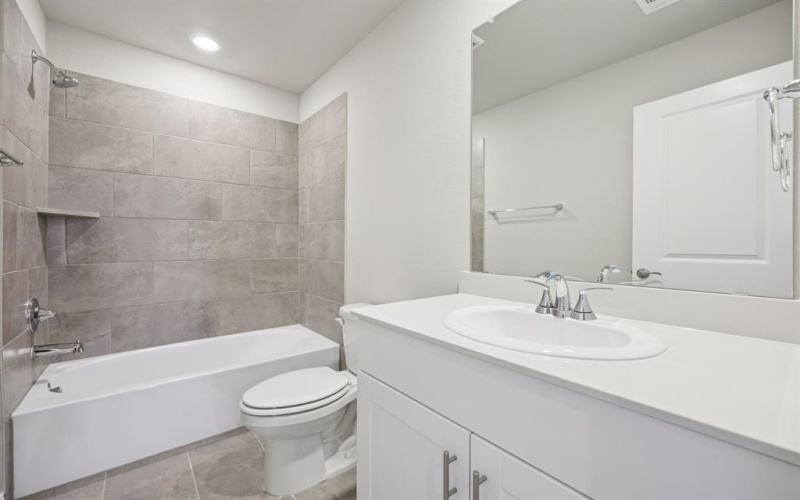 519 Midnight Oak Drive, McKinney, TX 75069, 5 Habitaciones Habitaciones , ,3 BañosBaños,Residential,En Venta,519 Midnight Oak Drive,0,21016615
