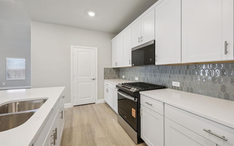 519 Midnight Oak Drive, McKinney, TX 75069, 5 Habitaciones Habitaciones , ,3 BañosBaños,Residential,En Venta,519 Midnight Oak Drive,0,21016615
