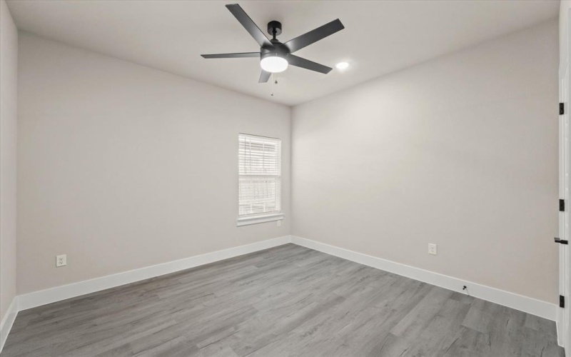 3501 Thannisch Avenue, Fort Worth, TX 76105, 4 Bedrooms Bedrooms, ,2 BathroomsBathrooms,Residential,For Sale,3501 Thannisch Avenue,21017150